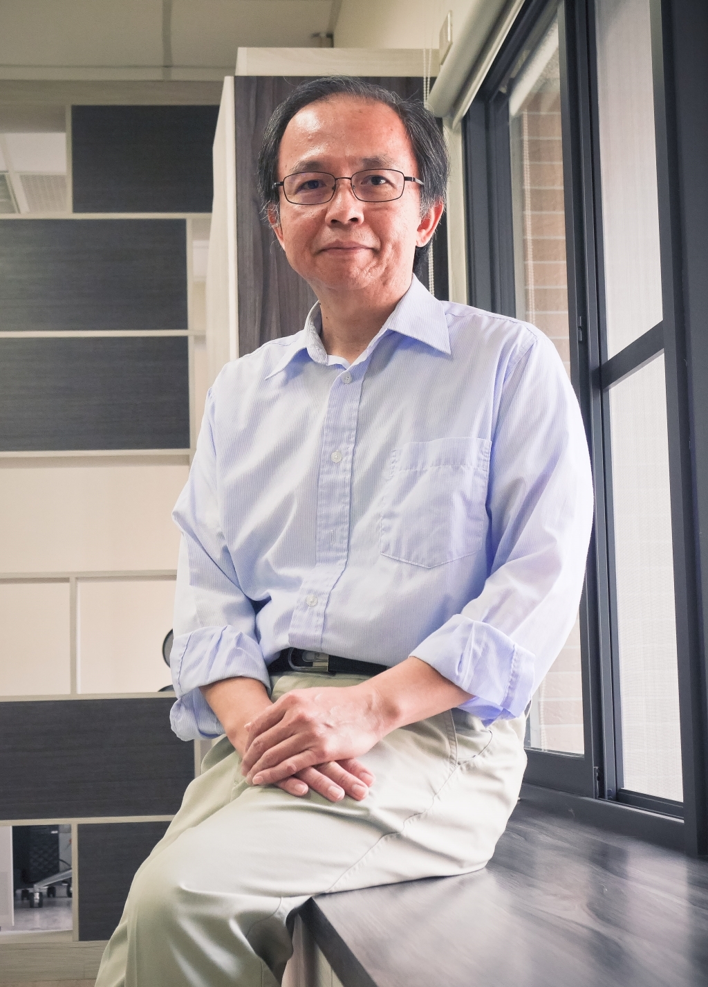 Prof. Rong-Shine Lin