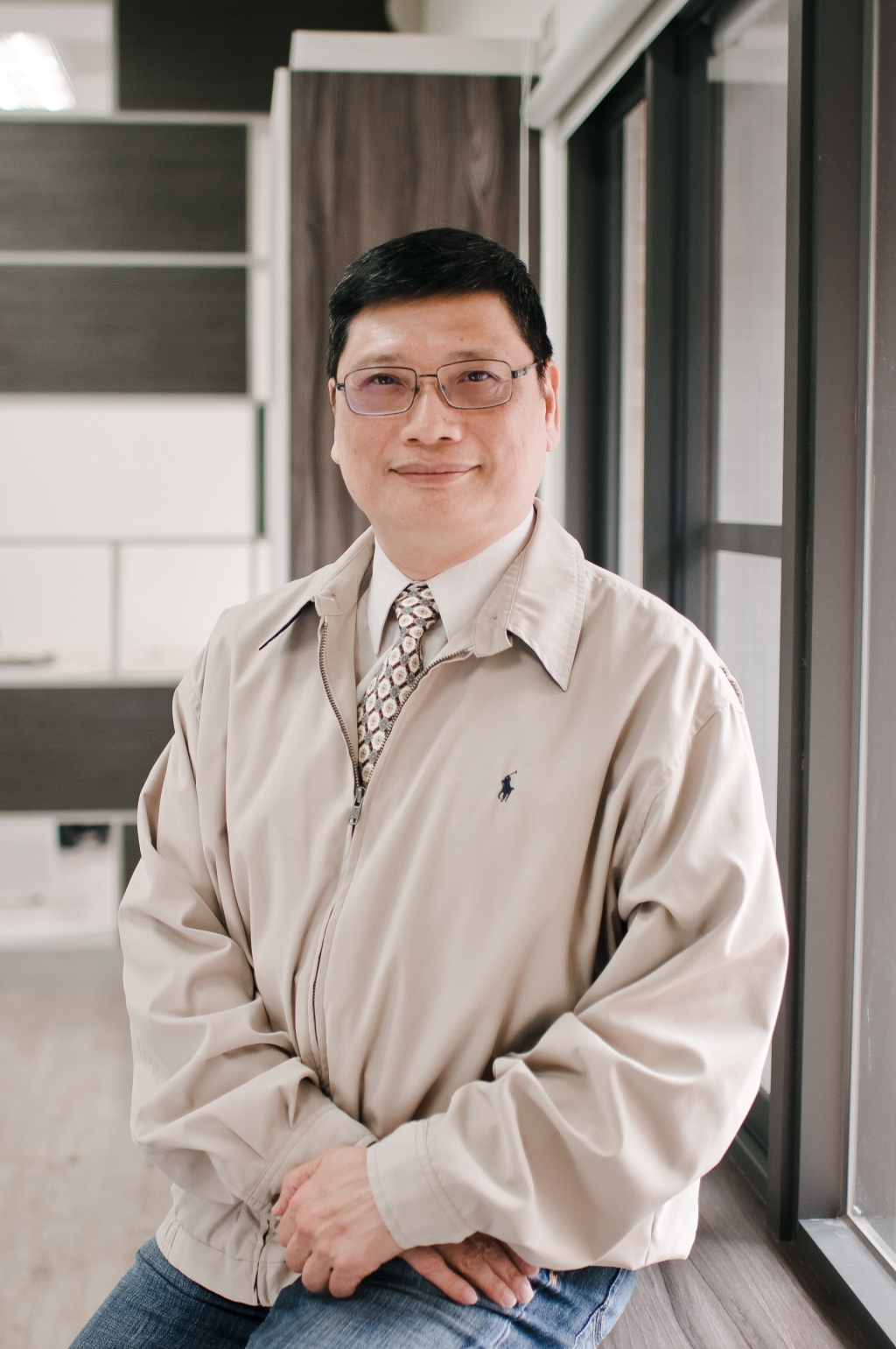 Prof. De-Shin Liu